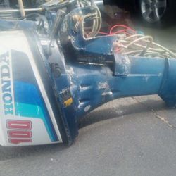 Honda 10 HP Outboard Motor