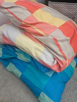 2 long pillows for 8