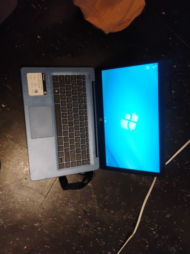 Hp Stream With Charger