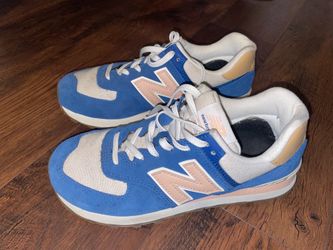 Women’s New Balance Blue Pink Retro Running Sneakers