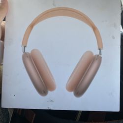 Pink AirPod Max 