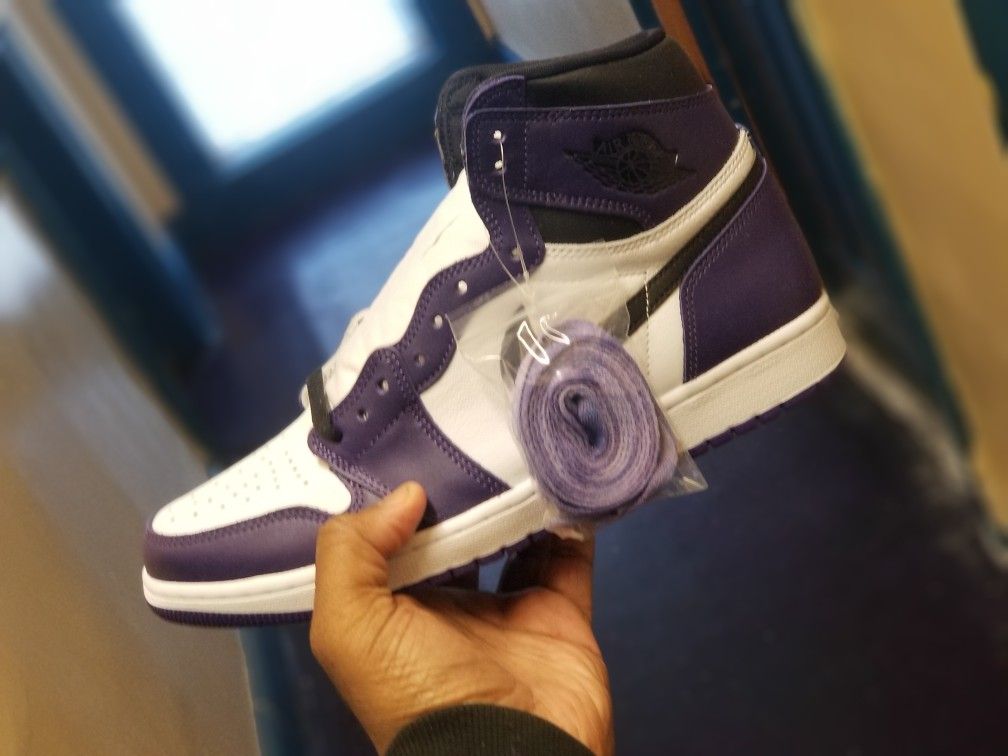 Jordan retro 1 high og court purple size 10.5