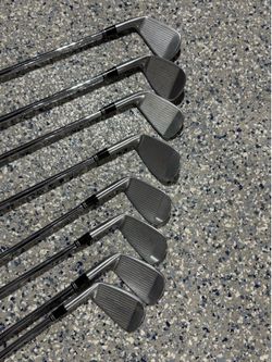 Golf Clubs - Irons