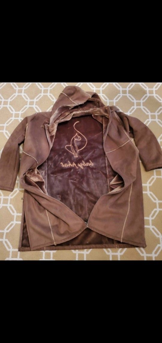 BEAUTIFUL RARE COAT WITH HOOD USED EXCELLENT CONDITION $165