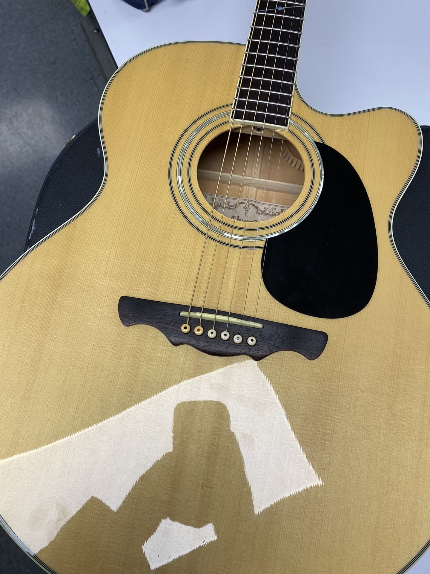 Alvarez Electric Acoustic Guitar
