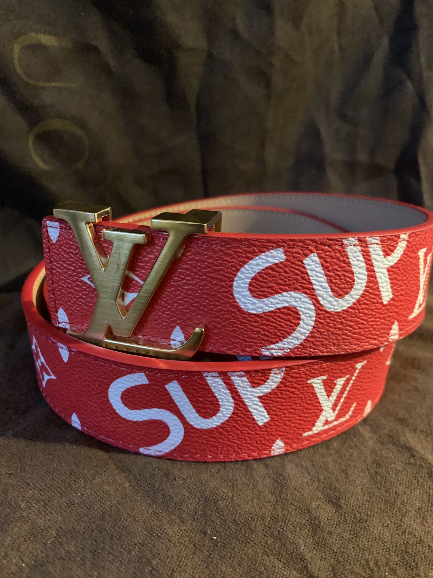 Louis Vuitton Supreme belt