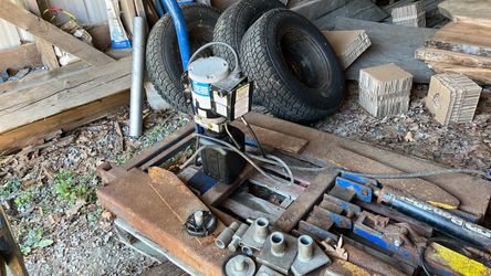 Scissor lift