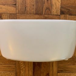 Matte White oval planter pot flowers padded feet 6 3/4” x 3 3/4” x 3” h