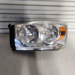 2006 , 2007 , 2008 Dodge Ram Left Driver Side Headlight 