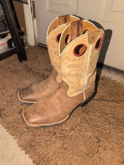 Ariat Crossfire 8.5 D