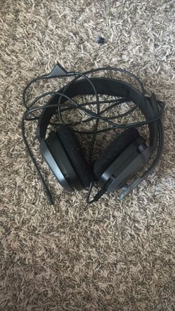 gaming headphones