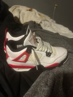 Jordan 4 retro red