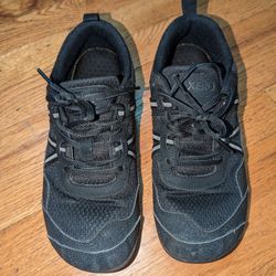 Xero Barefoot Shoes 8.5