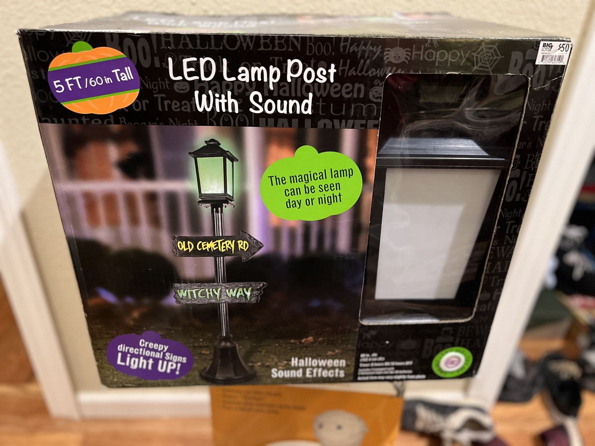 Halloween LED Lamp Post