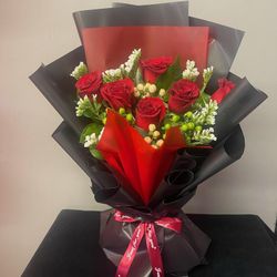 Red Roses Bouquet.