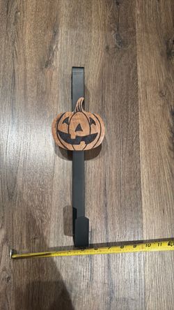 Holloween pumpkin door hanger