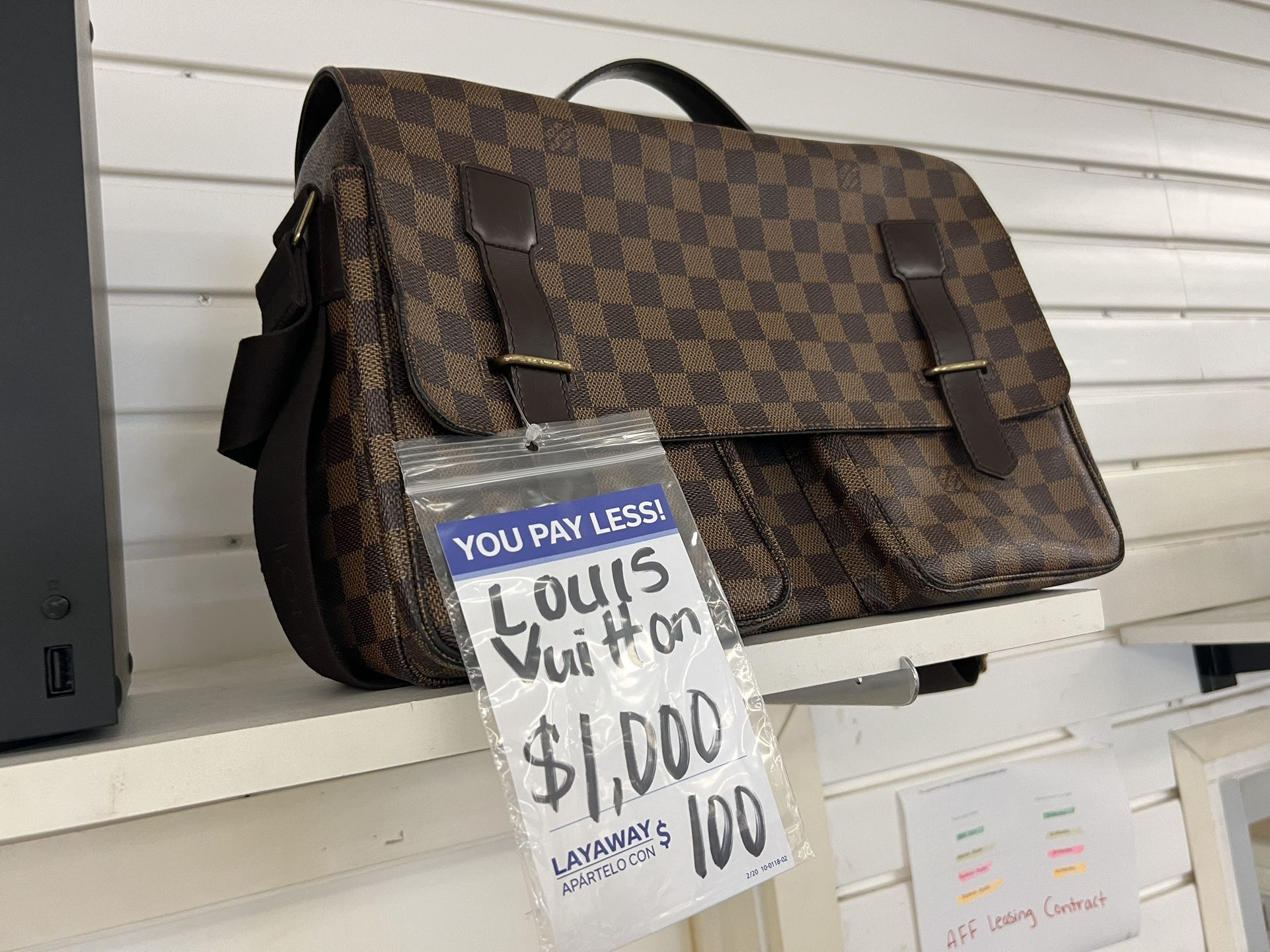 Louis Vuitton Messenger Bag