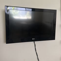 32” LG Tv