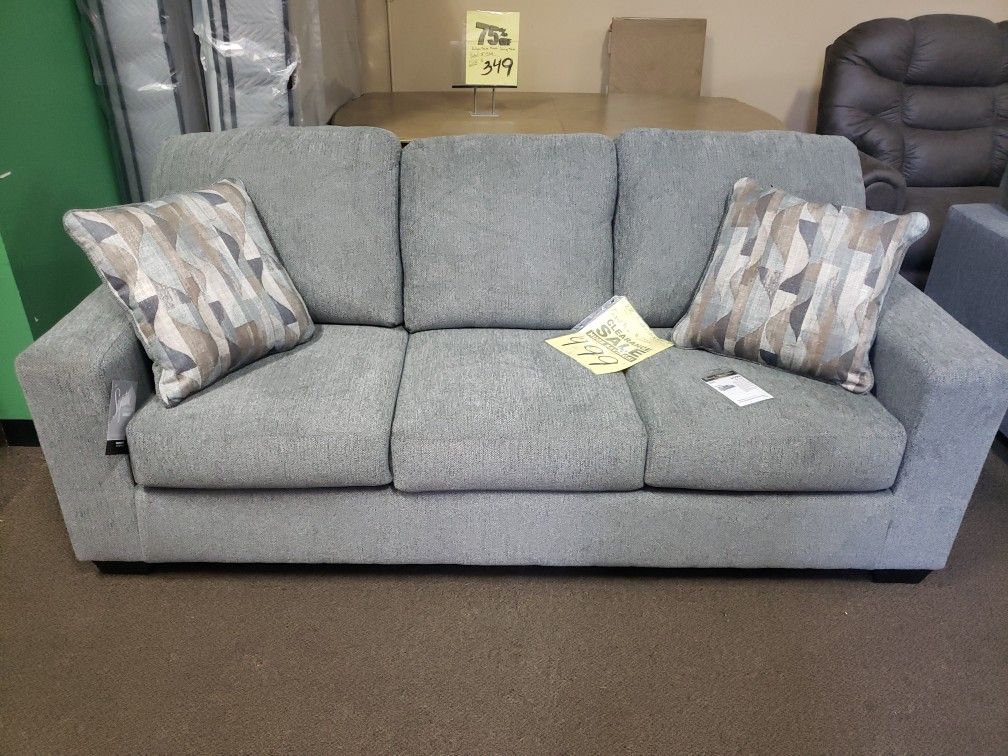 SOFA AND LOVESEAT SET NEW 