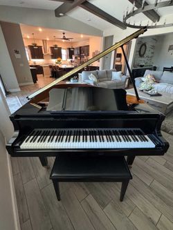 Free Yamaha GP1 Baby Grand Piano Must Pick Up