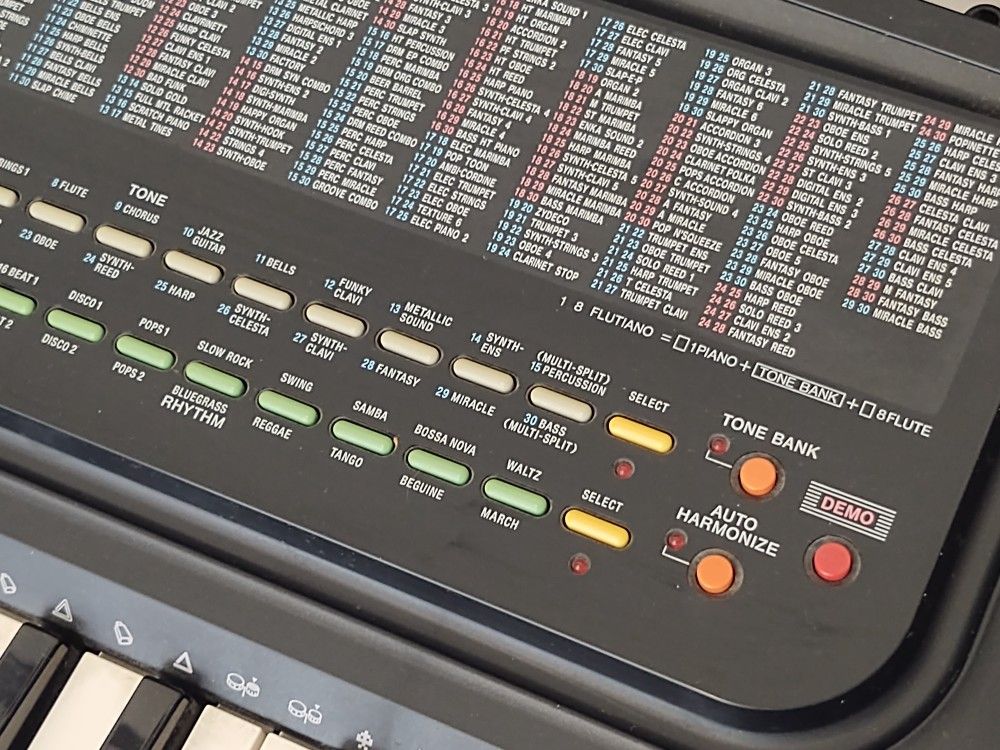 Casio CT636 465 Sound Tone Bank 61Key Keyboard for Sale in Baldwin