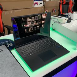 LG Gram 17” Intel Iris Xe Graphics 1TB M.2 SSD/16GB RAM ,Intel I7 CPU Brand New