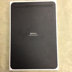 Apple® Leather Sleeve for 10.5" iPad Pro