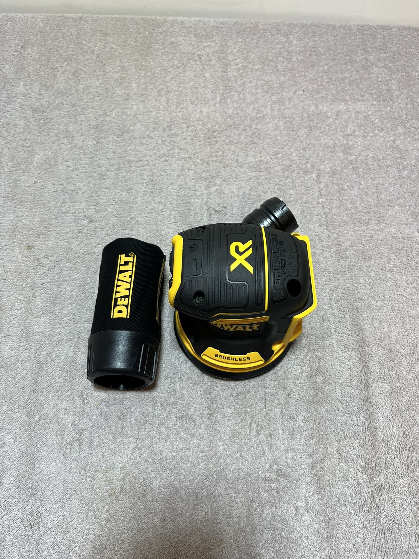 Dewalt 20v XR 5” Palm Sander (Tool Only)