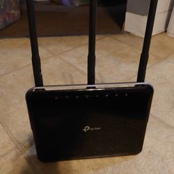 TP Link Dual Band AC Wireless Router Home Internet Office Dorm School