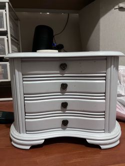 Jewelry Holder