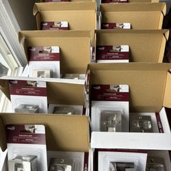 🚨 BULK DEAL: 20 NEW National Hardware Pocket Door Latches – Satin Nickel – $75 🚨