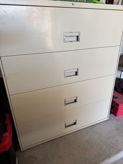 Moving out give away