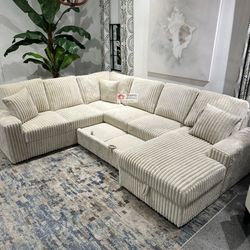 Livingroom Plush Sleeper Sectional ! Brand new ! Free Delivery in DFW 
