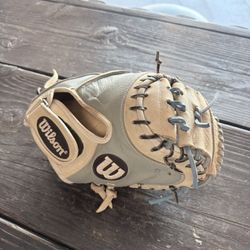 Wilson A2000 Catchers Glove