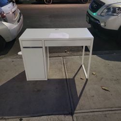 White Desk With 2 Drawers And Shelves Must Sell!!