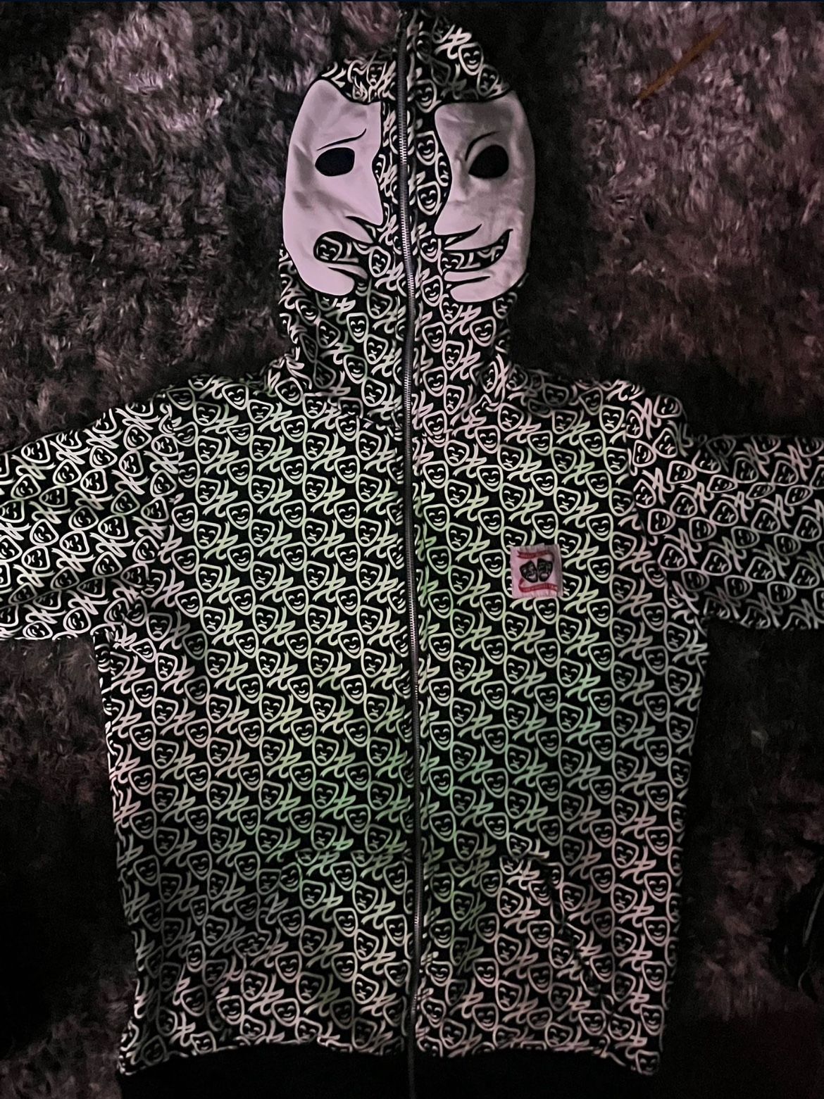 Asaali Hoodie Size M