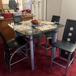 Kitchen table