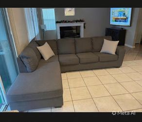 Beautiful Grey sectional couch from Living Spaces LIKE NEW
