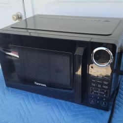 KENMORE MICROWAVE GOOD CONDITION 