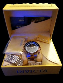 Invicta Men's Two-Tone Rose Gold Chronograph Watch