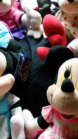 Minie Mouse Collectibles