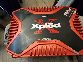 Sony xplod 760 Watt two channel amp