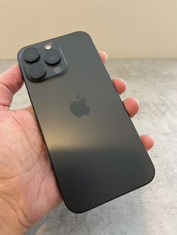 iPhone 15 Pro Max UNLOCKED 