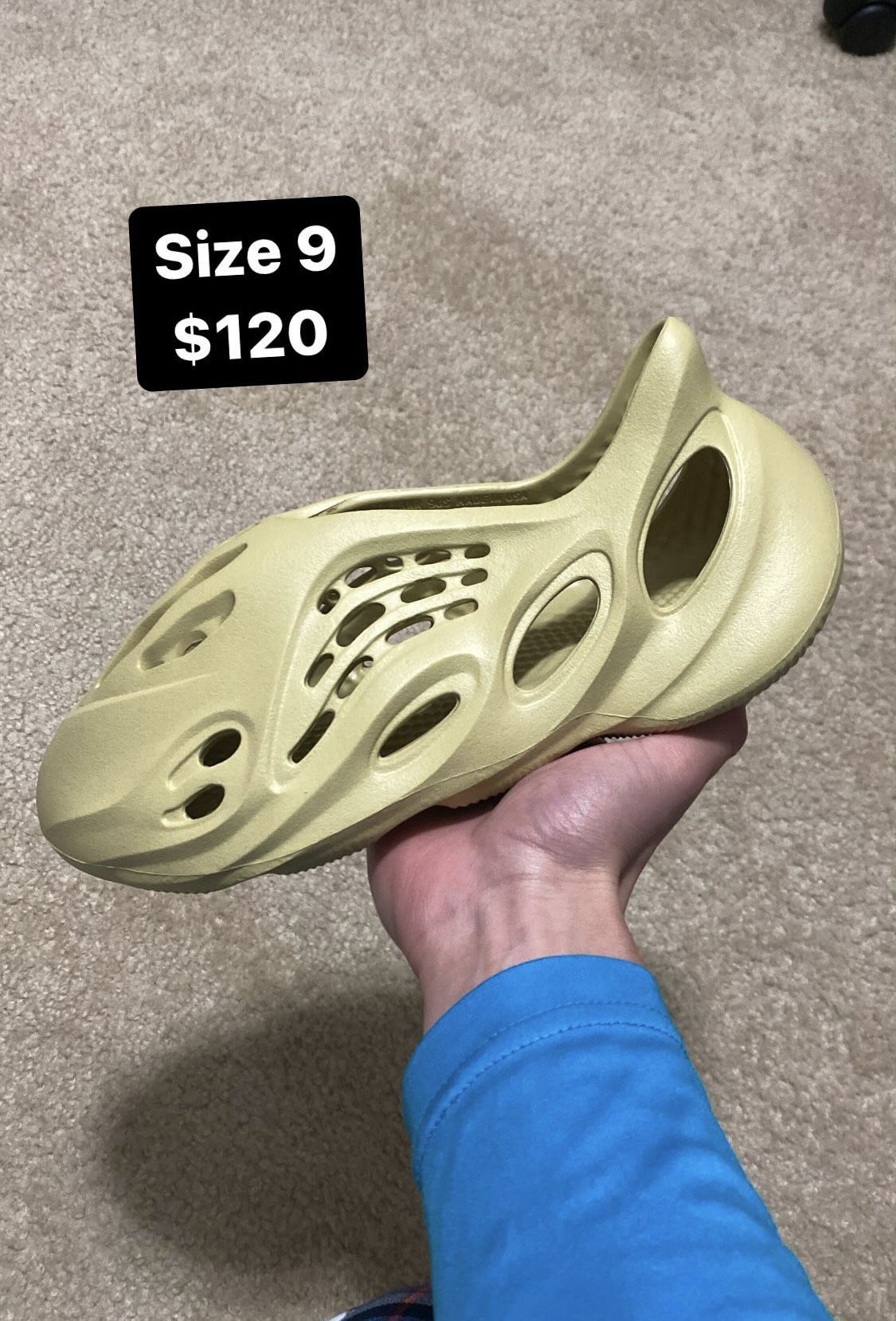 Size 9 - Adidas Yeezy Foam Runner Sulfur 