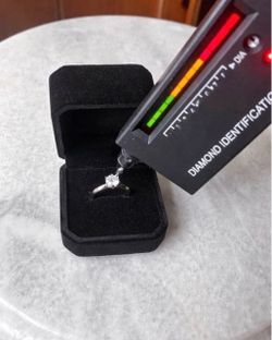 VVS1 Promise Ring with GRA Certificate