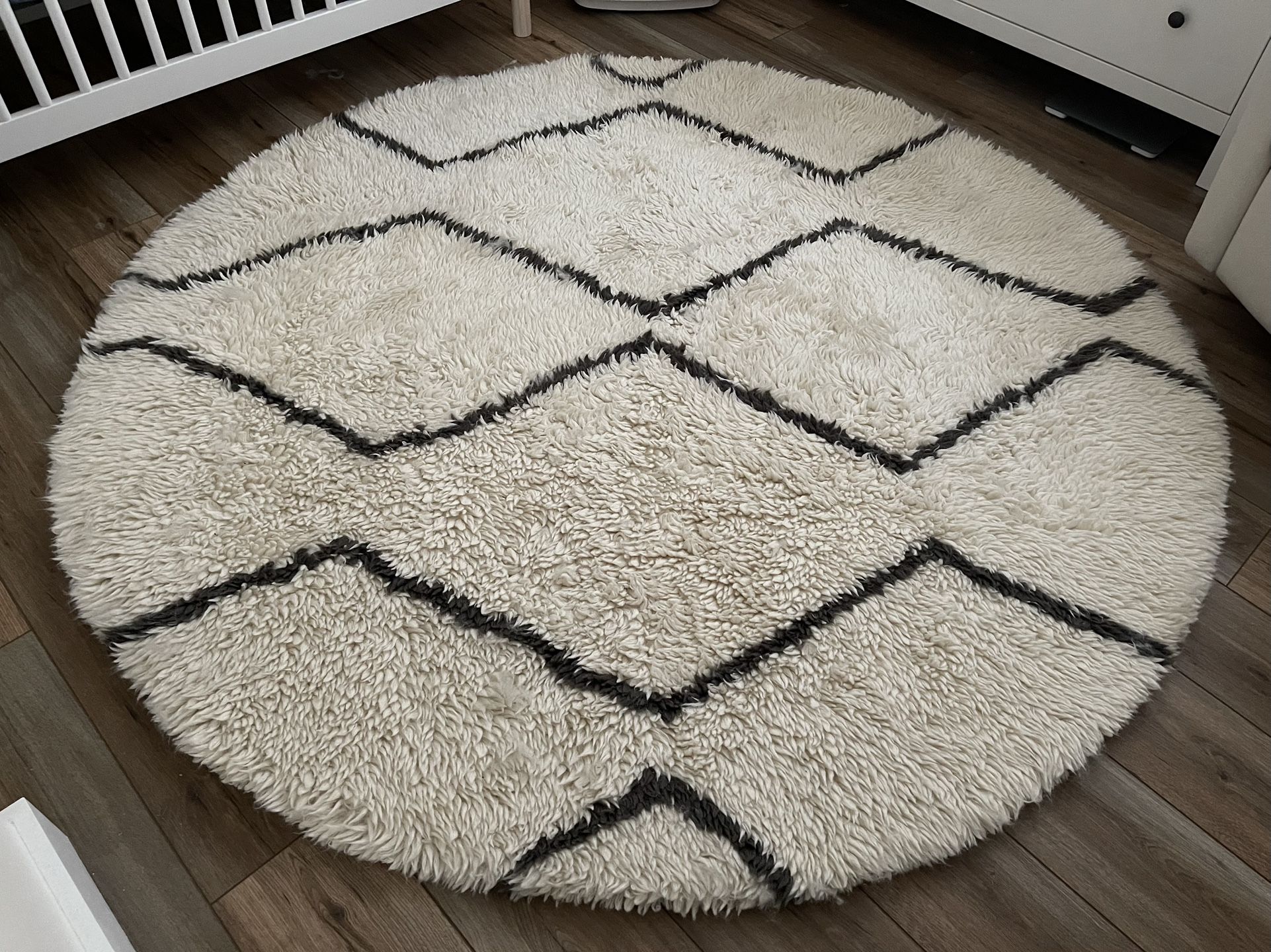 West Elm Souk Wool Round Area Rug | 6’ Round Ivory Rug