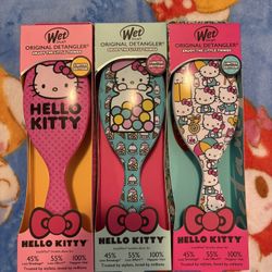 Hello Kitty Hairbrush Set 