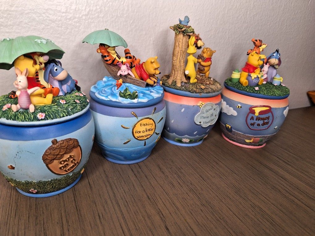 4 Piece Winnie The Pooh Music Box