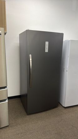 Frigidaire - 20.0 Cu. Ft. Garage Ready Upright Freezer