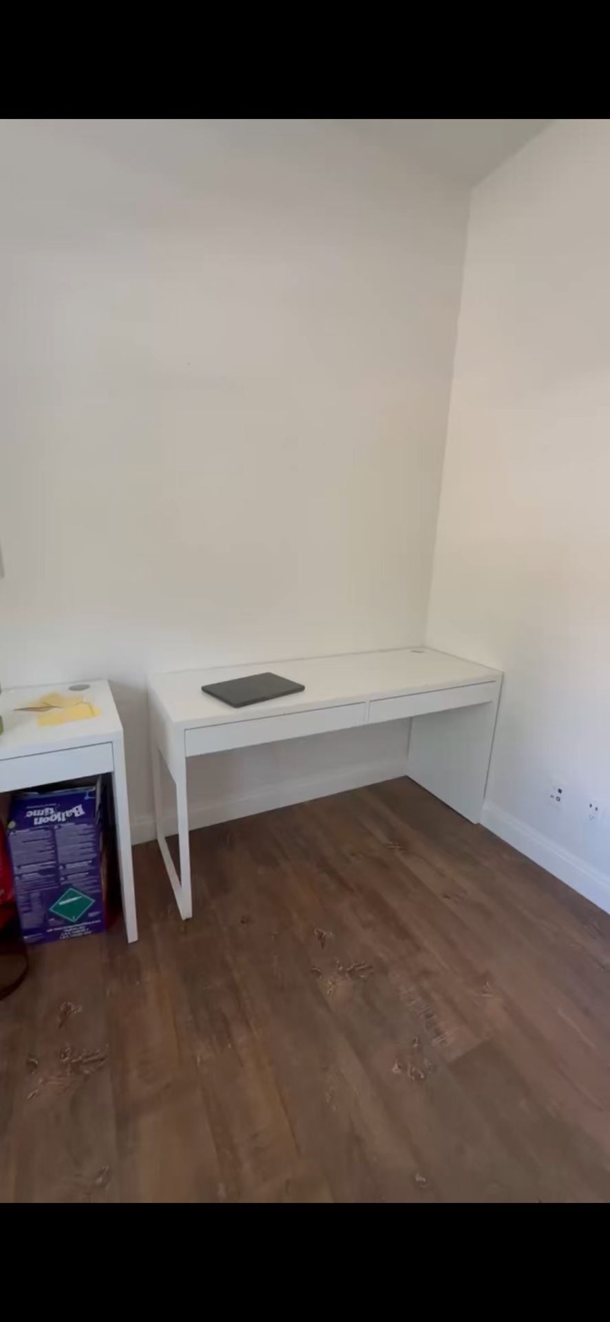 IKEA Micke Desk
